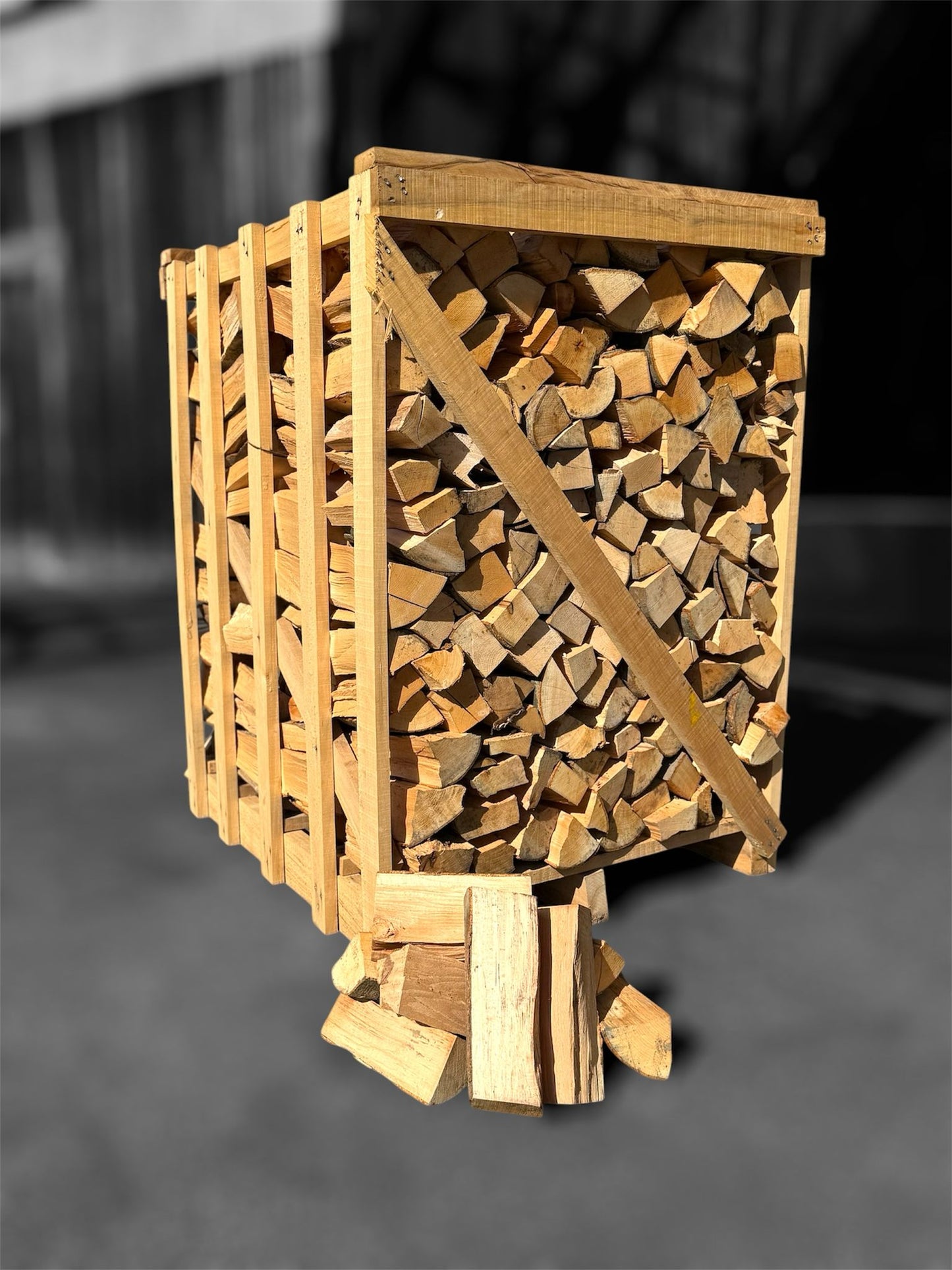 Brennholz Buche - 1 Raummeter Kaminholz - Solingen und NRW