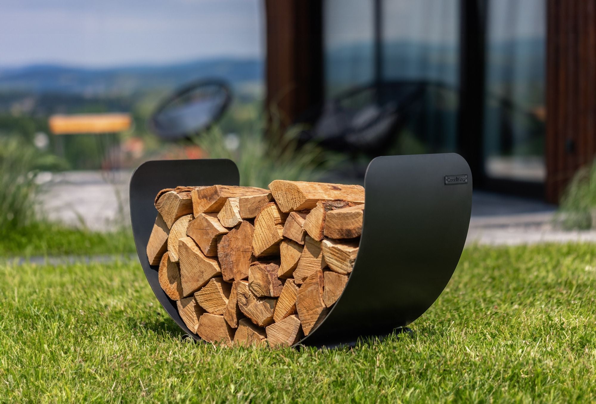Holzregale