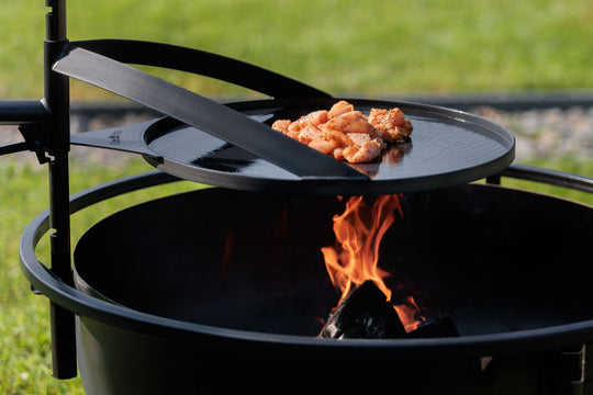 Multifunktionale Feuerschale „BANDITO“ – mit drehbarem Grillrost
