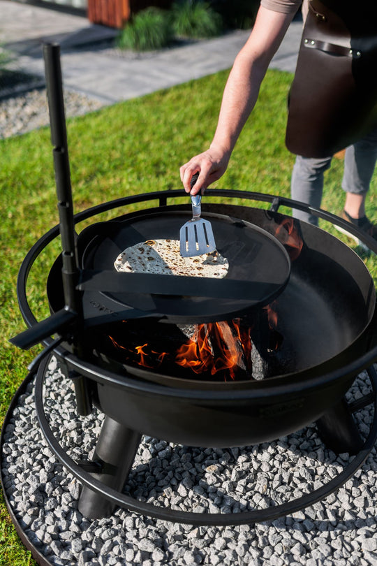 Multifunktionale Feuerschale „BANDITO“ – mit drehbarem Grillrost