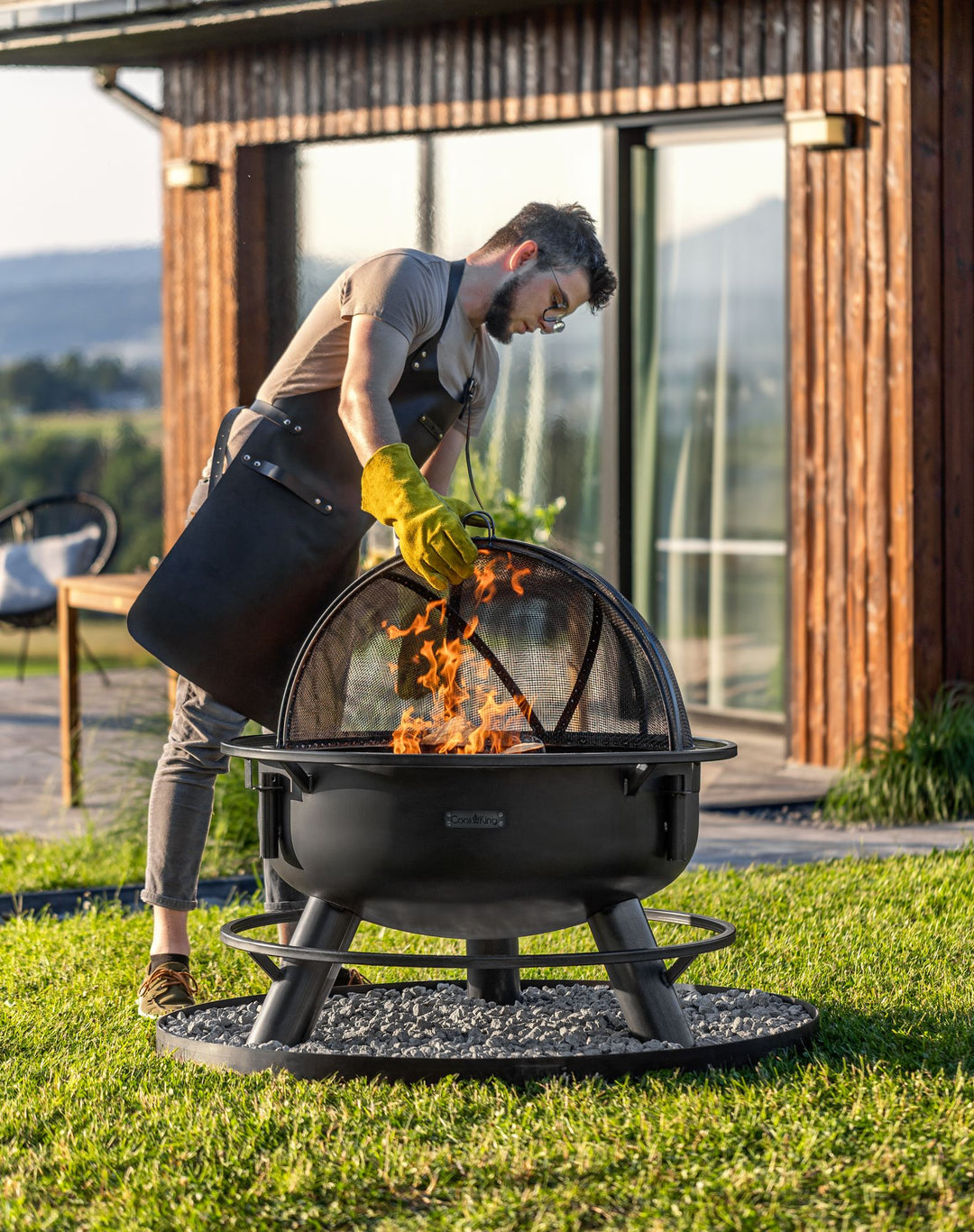 Multifunktionale Feuerschale „BANDITO“ – mit drehbarem Grillrost
