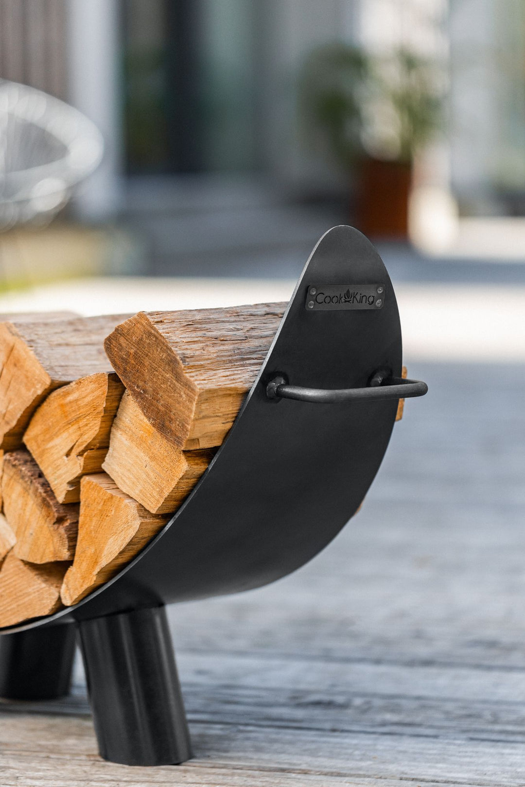 Kaminholzregal "MILA" - Handgefertigt aus Naturstahl